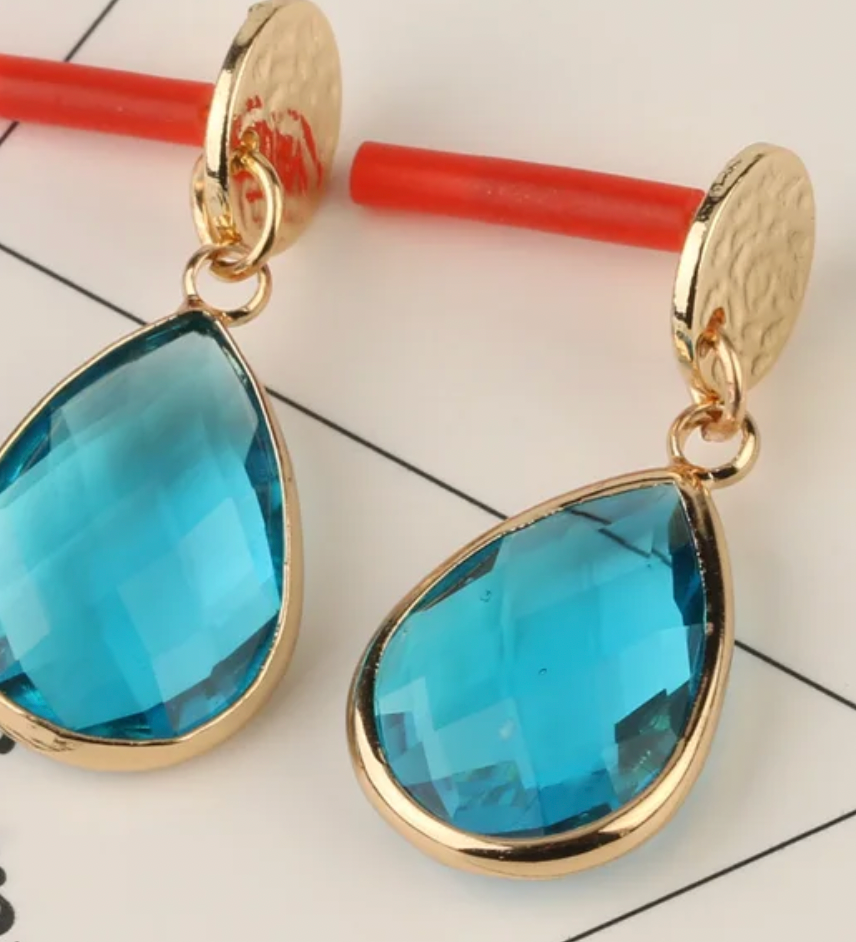 Teardrop Crystaline Drop Earring