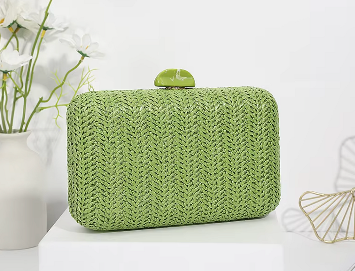 Straw Clutch