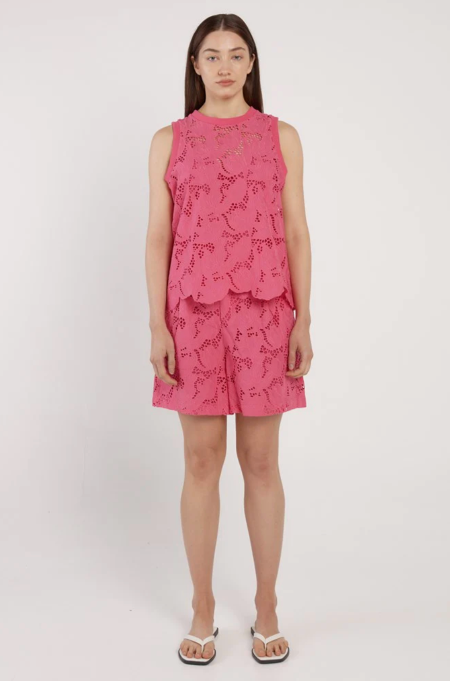 Worth It Short Pink