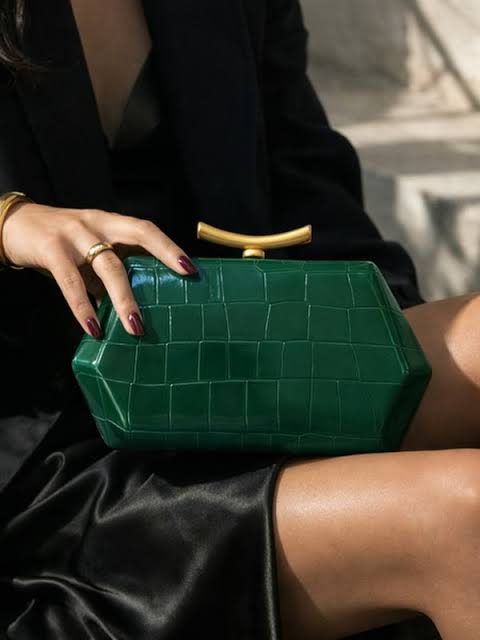Ophelia Clutch