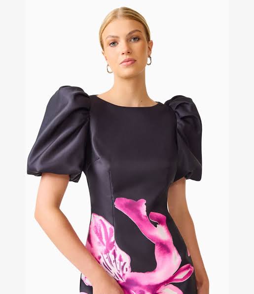 Petalia Sleeve Midi