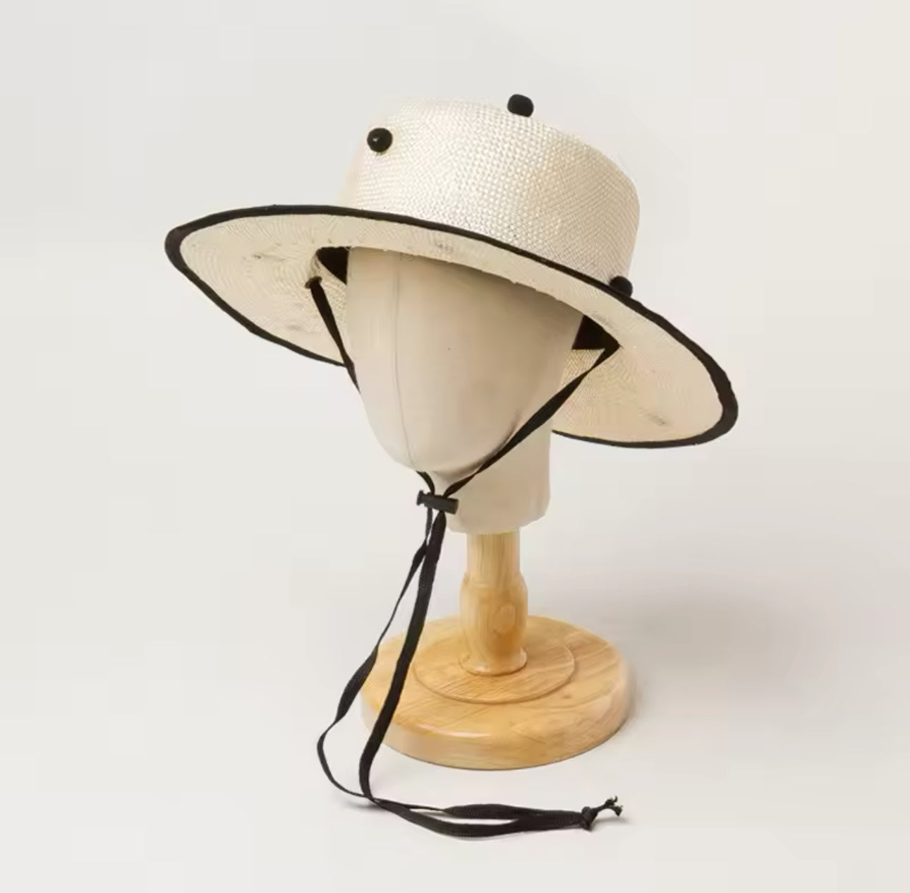 Astor Boater with Blk Poms