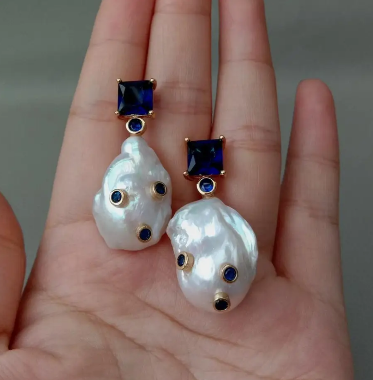 FW Pearl Earrings