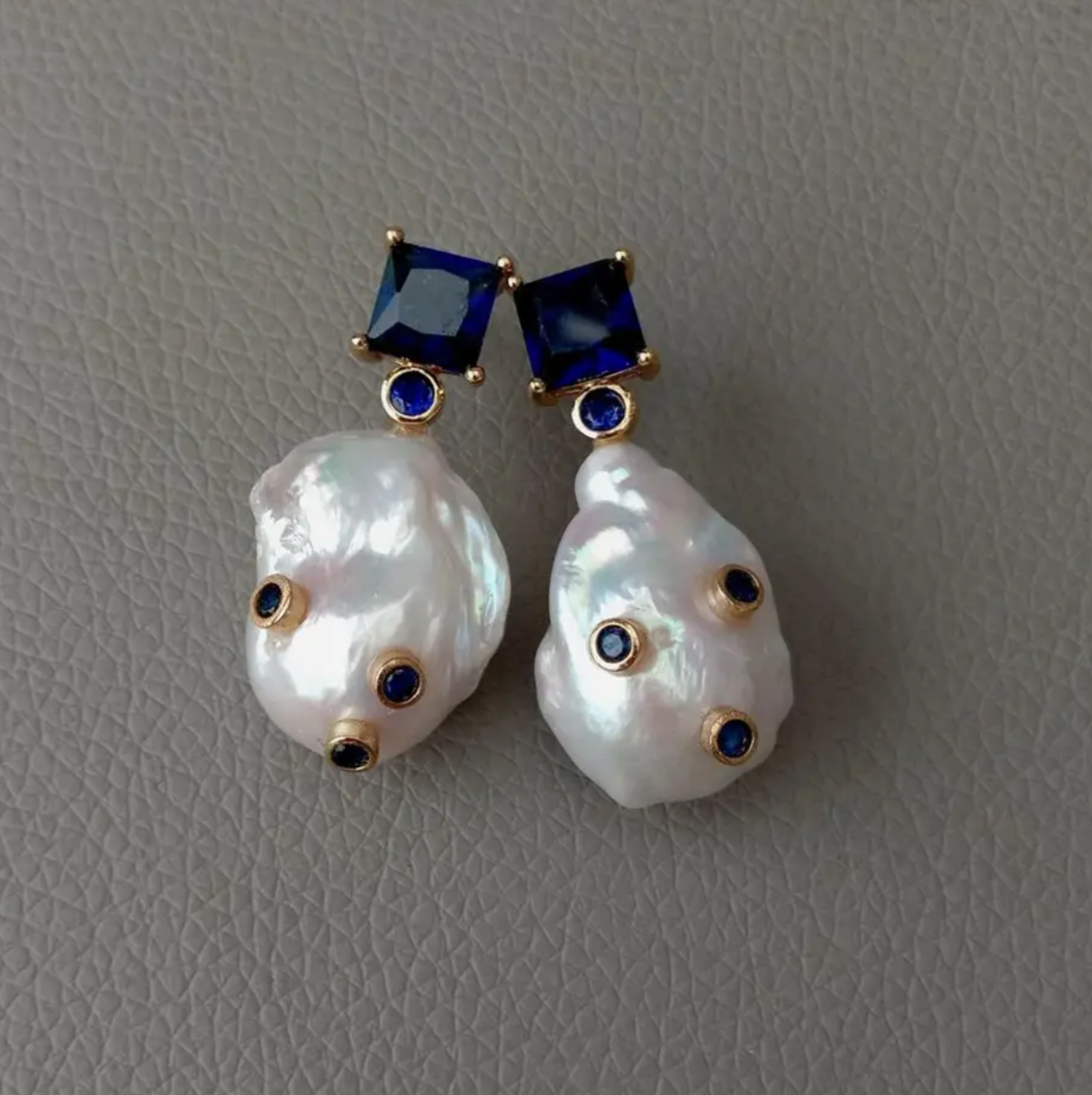 FW Pearl Earrings