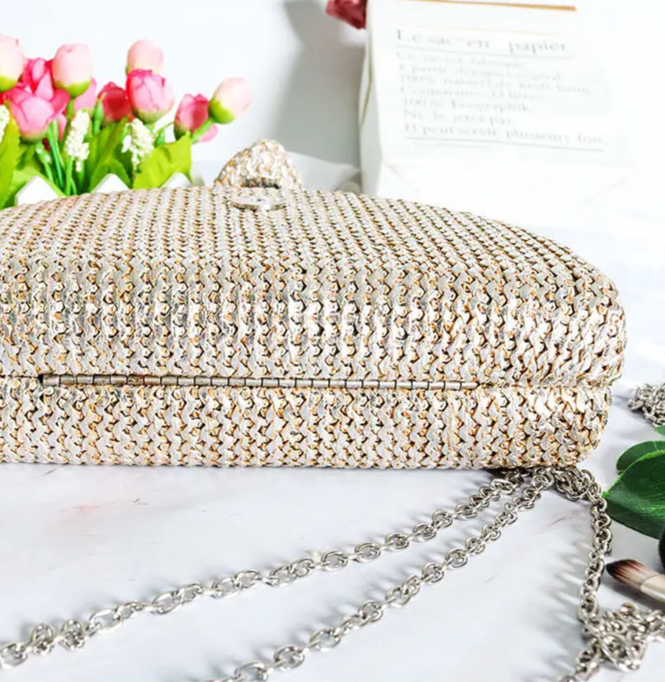 Woven arc Clutch