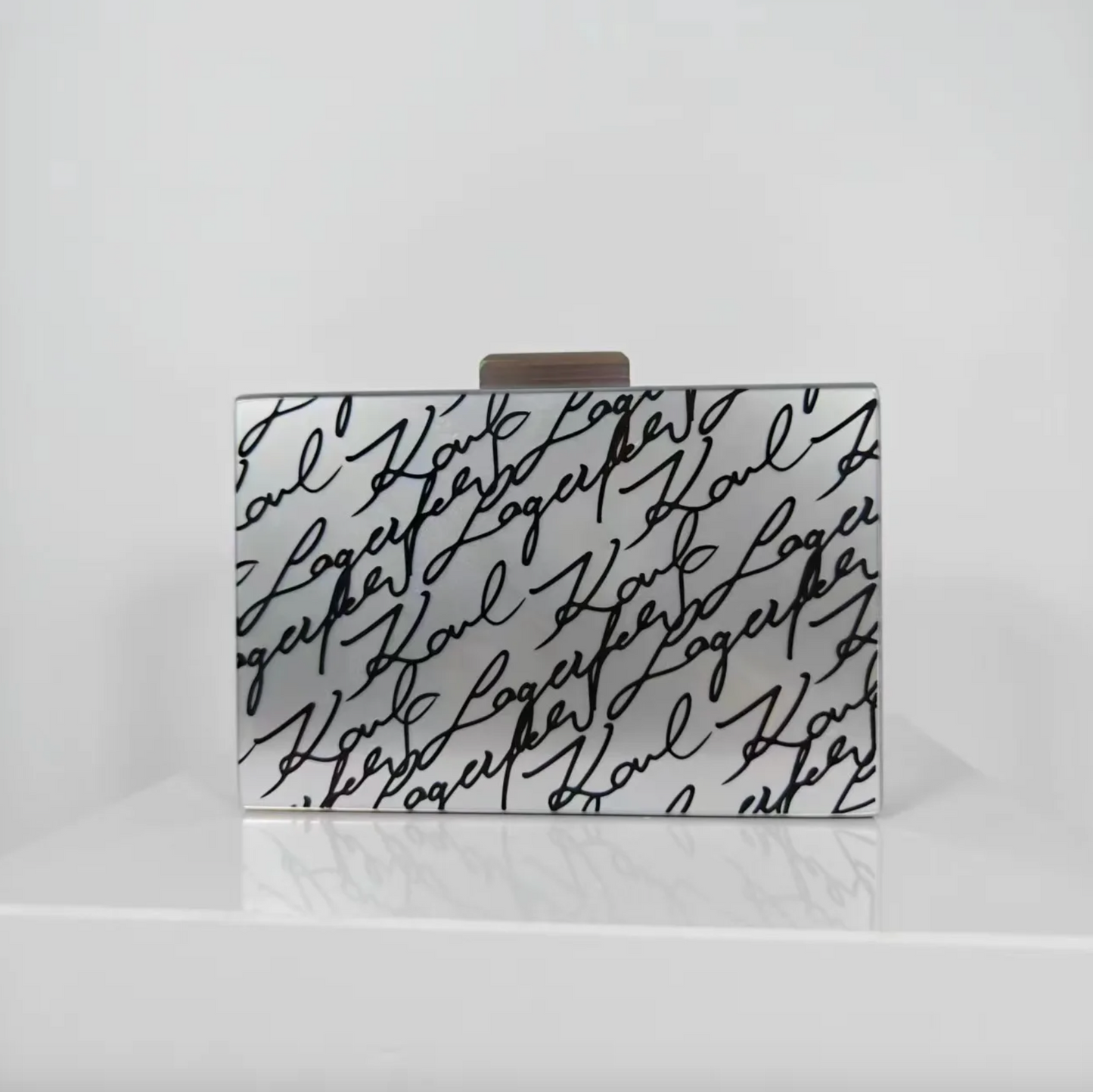 Vogue Clutch