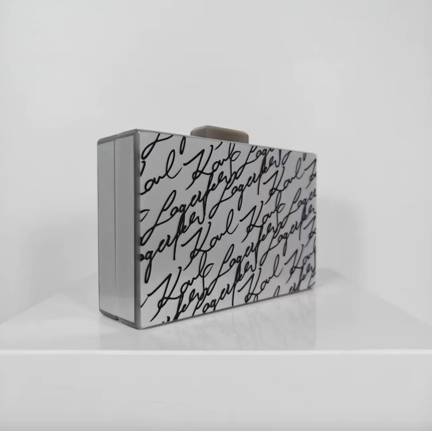 Vogue Clutch