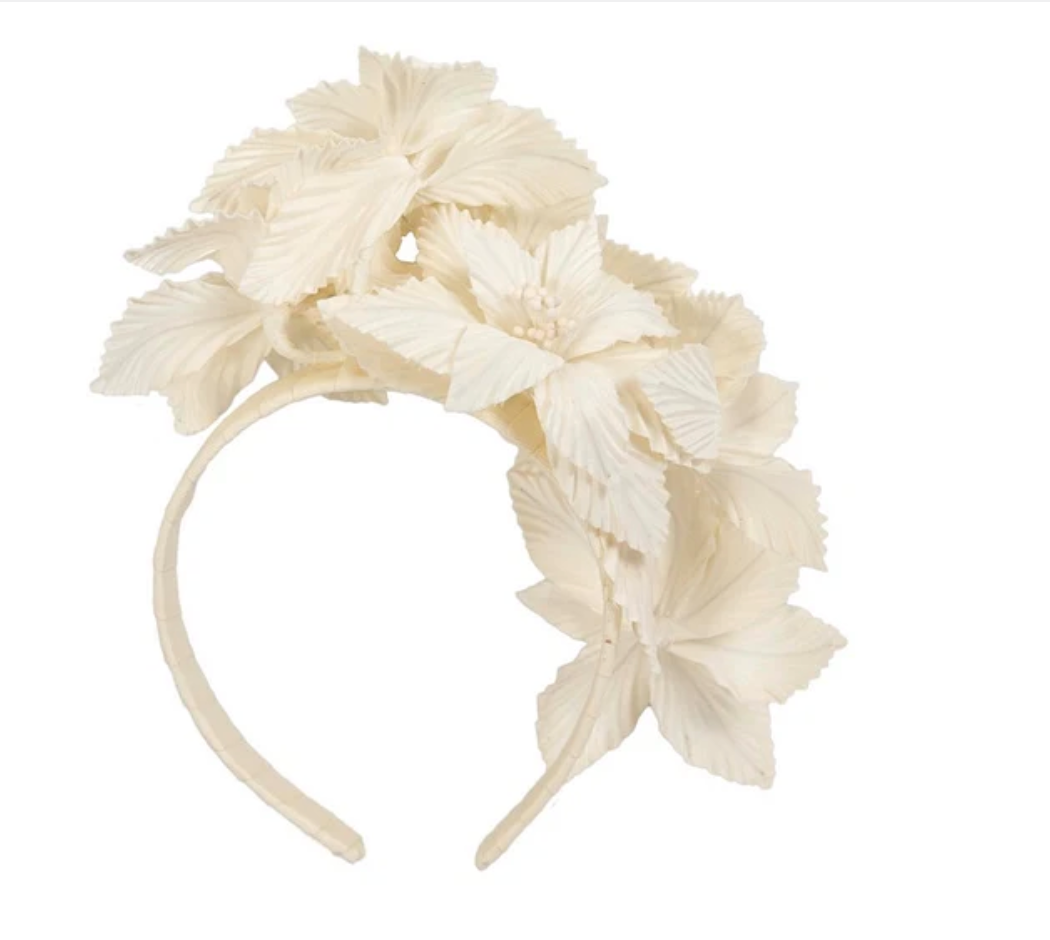 Cream Sculptured Fascinator
