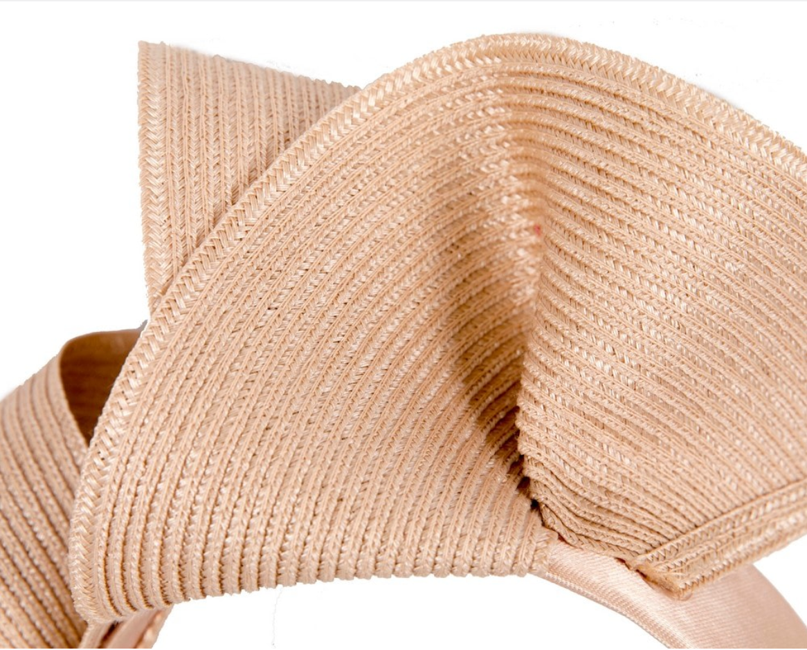 Stylish Nude Fascinator