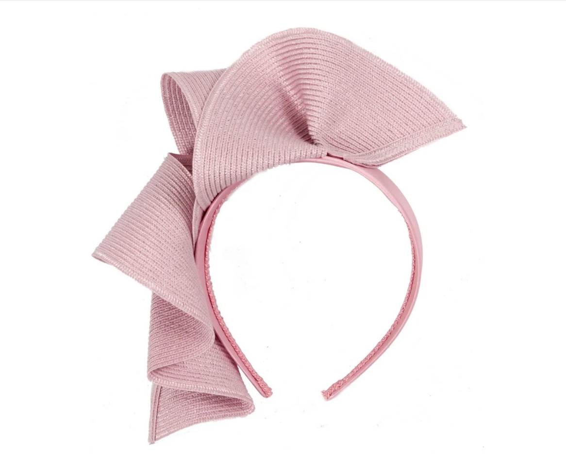 Stylish Dusty Pink Fascinator