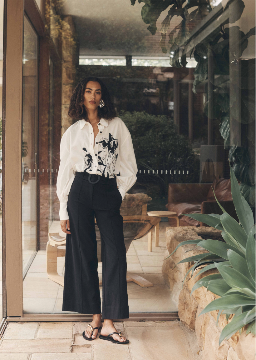Lis Embroidery Top