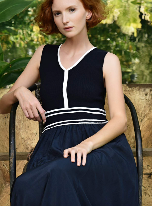 Draw the Line dress