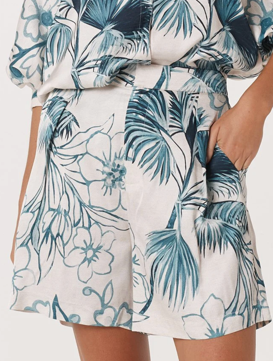 Solstice Palms Short