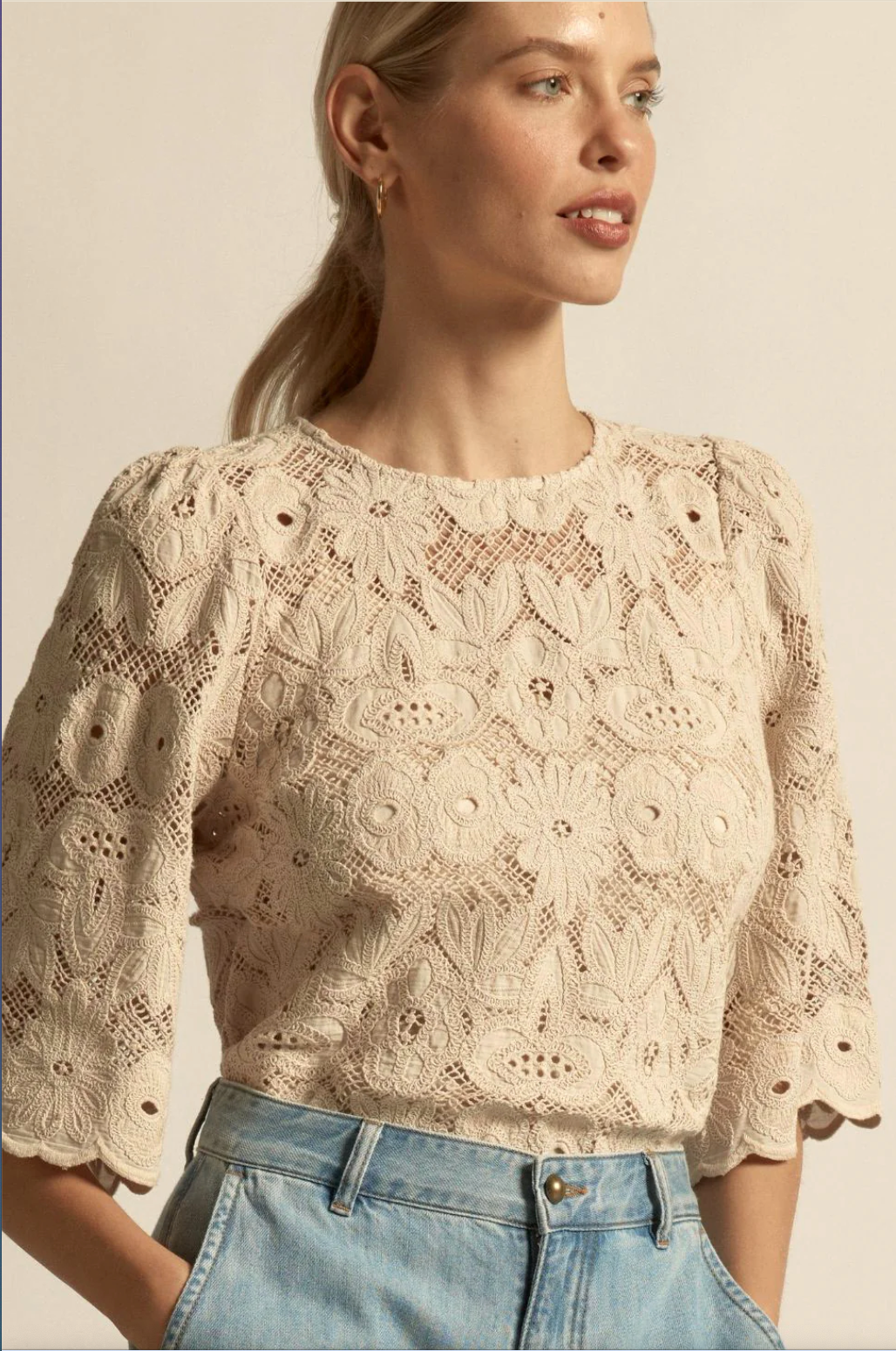 Glisten Top Cream