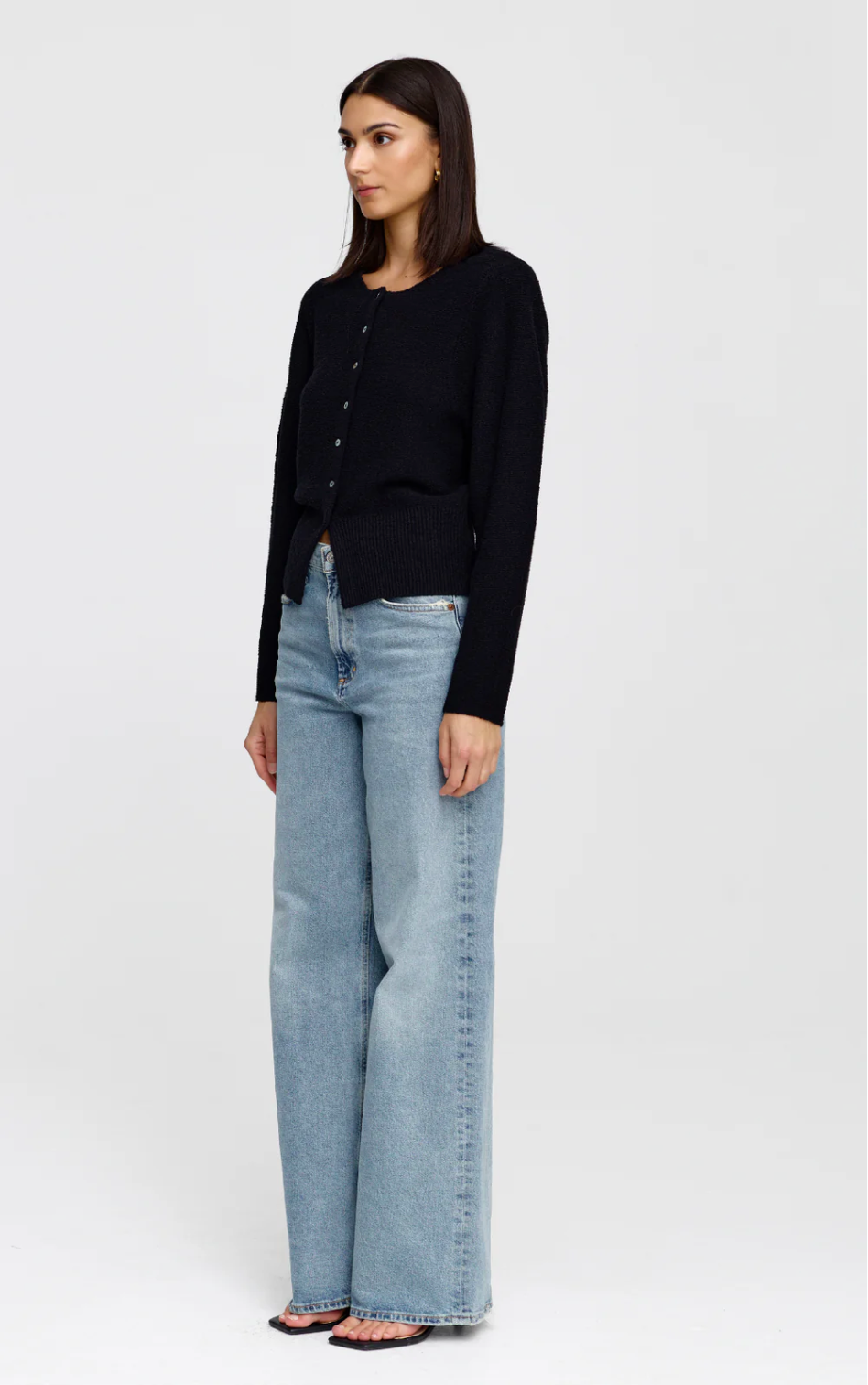 Montana Cardi Black