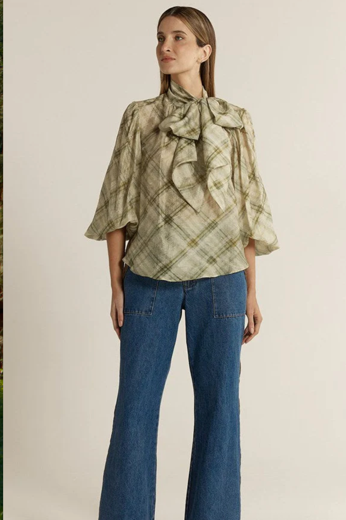 Eve Pussybow Blouse