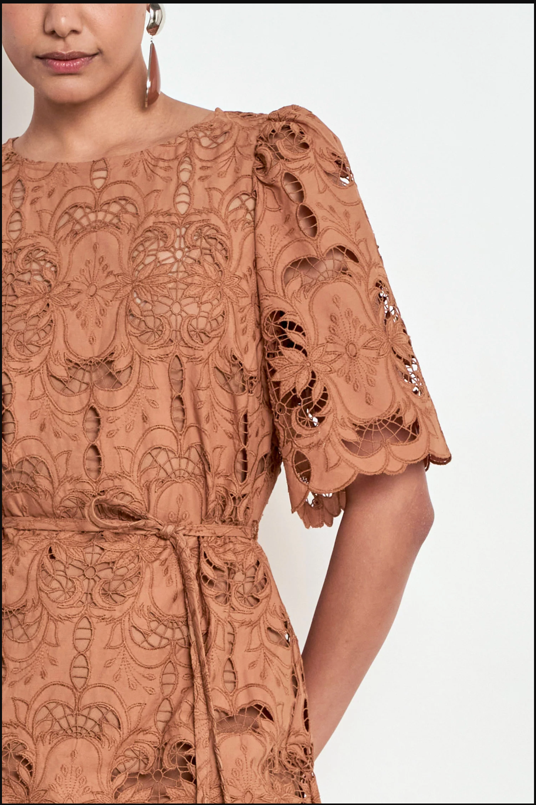 Guide Dress Truffle