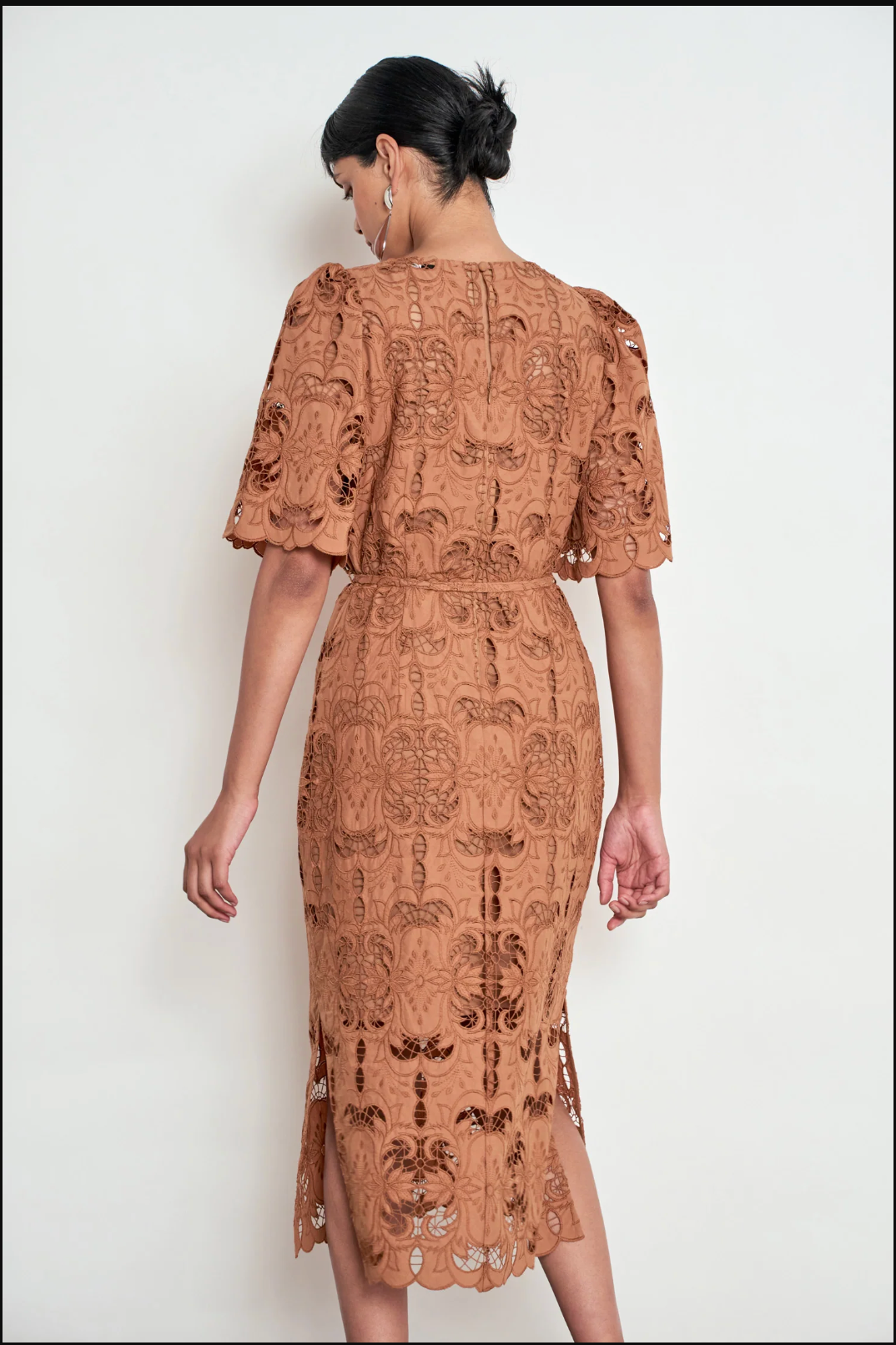 Guide Dress Truffle