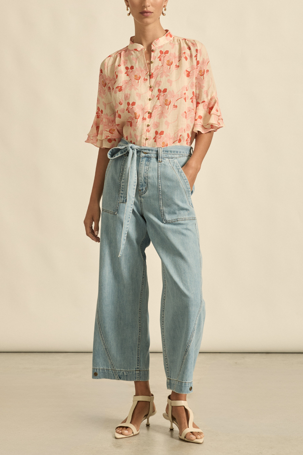 Embark Jean Light